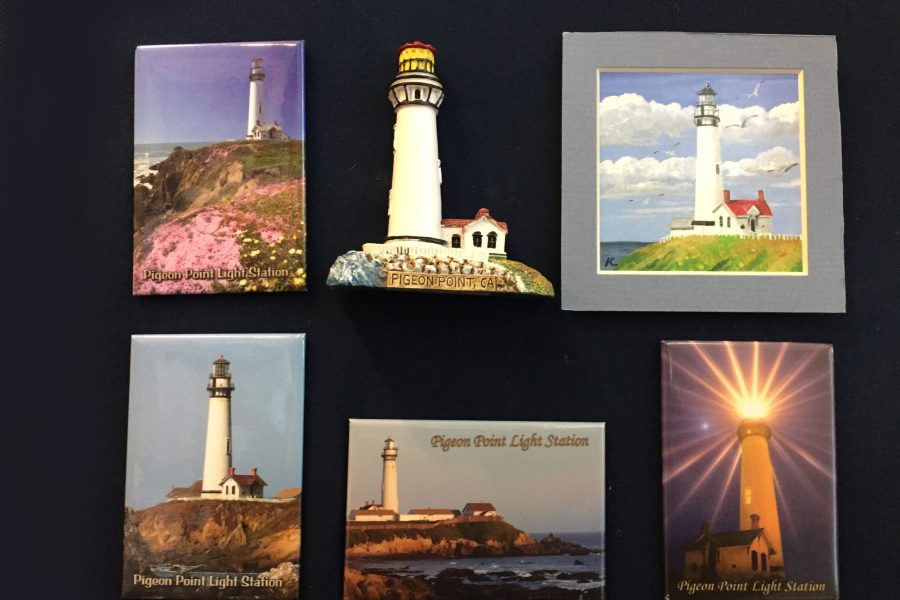 Magets with lighthouse images (Photo: CSPA Archive)